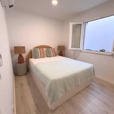 & With Ac, By Timecooler Villa Setubal