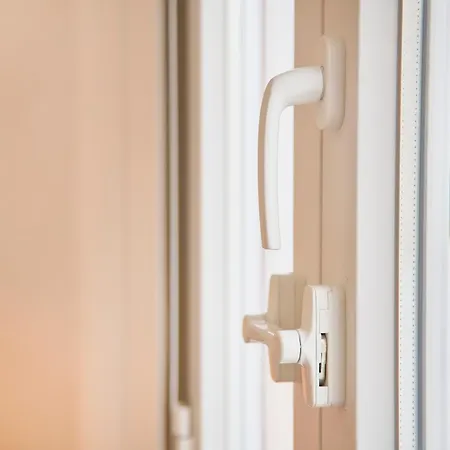 Villa & With Ac, By Timecooler