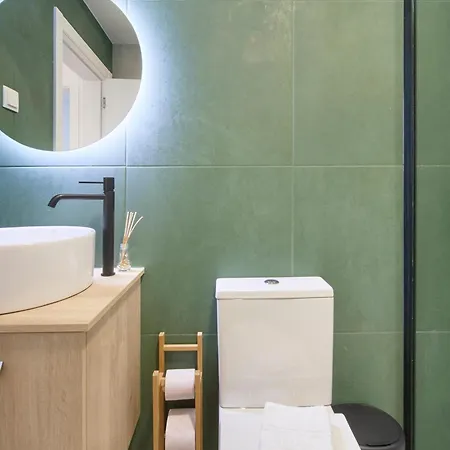 Villa & With Ac, By Timecooler