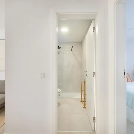 Villa & With Ac, By Timecooler Setúbal