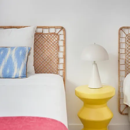 & With Ac, By Timecooler Villa Setúbal